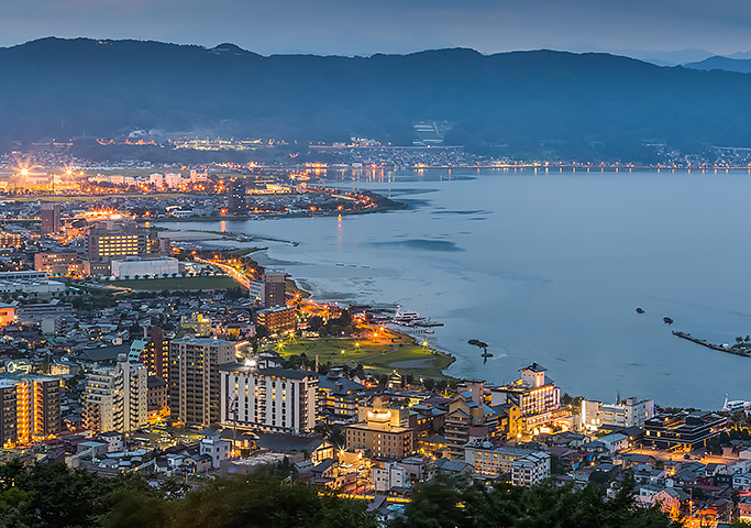 電気の道をつくり、地域の暮らしを守る仕事