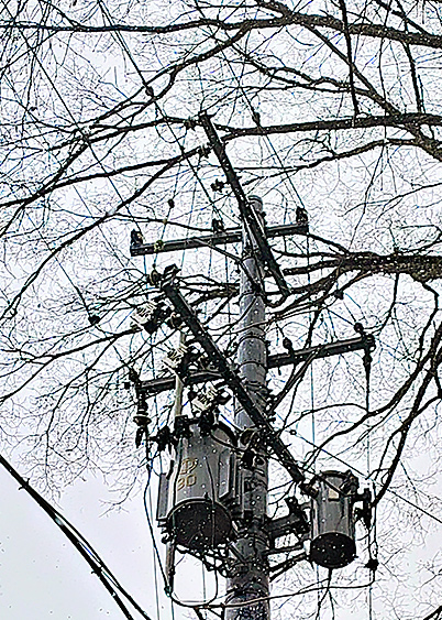 電気を制御する設備を設置する